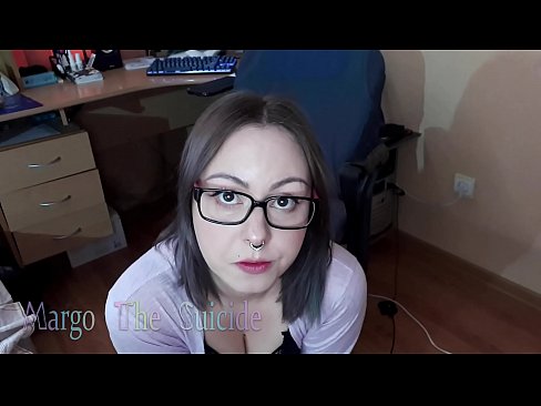 ❤️ Секси девојка со наочари длабоко го цица дилдото на камерата ❤️❌ Руско порно кај нас mk.teenactivewear.ru ❌❤