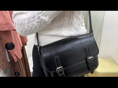 ❤️ Јавна мастурбација на младата кучка FeralBerry со дилдо во фитинг просторијата ❤️❌ Руско порно кај нас mk.teenactivewear.ru ❌❤